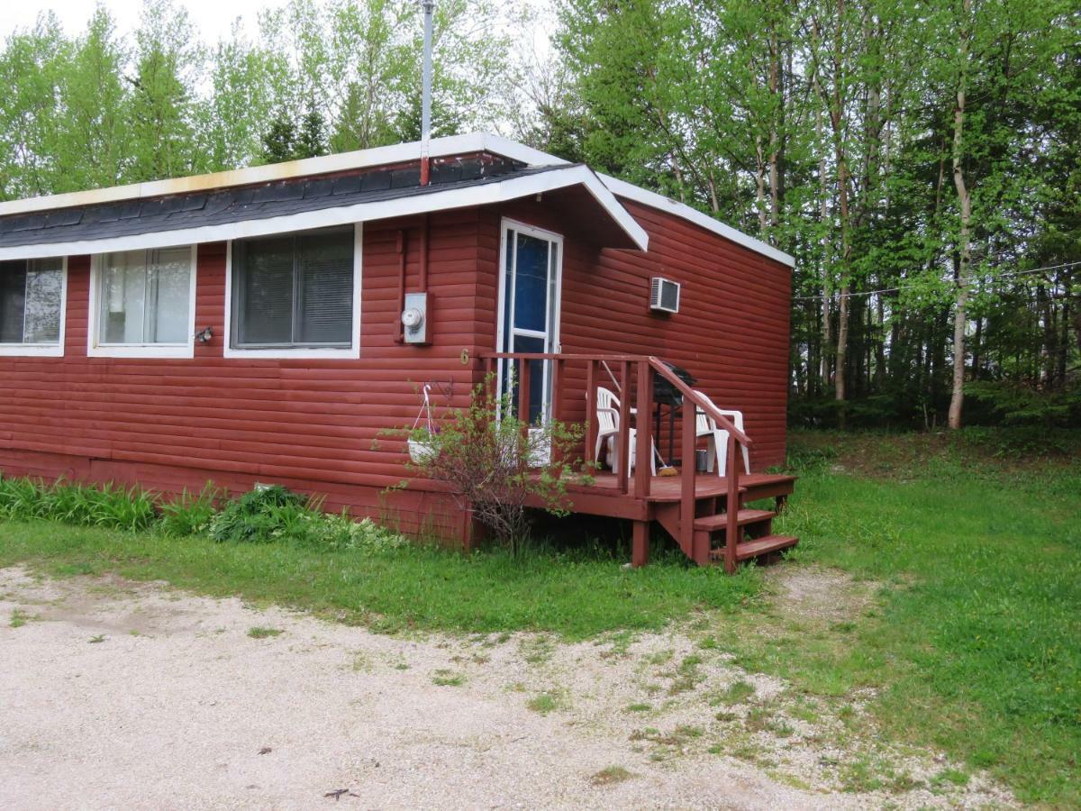 Lush'S Cottages Cormack 外观 照片